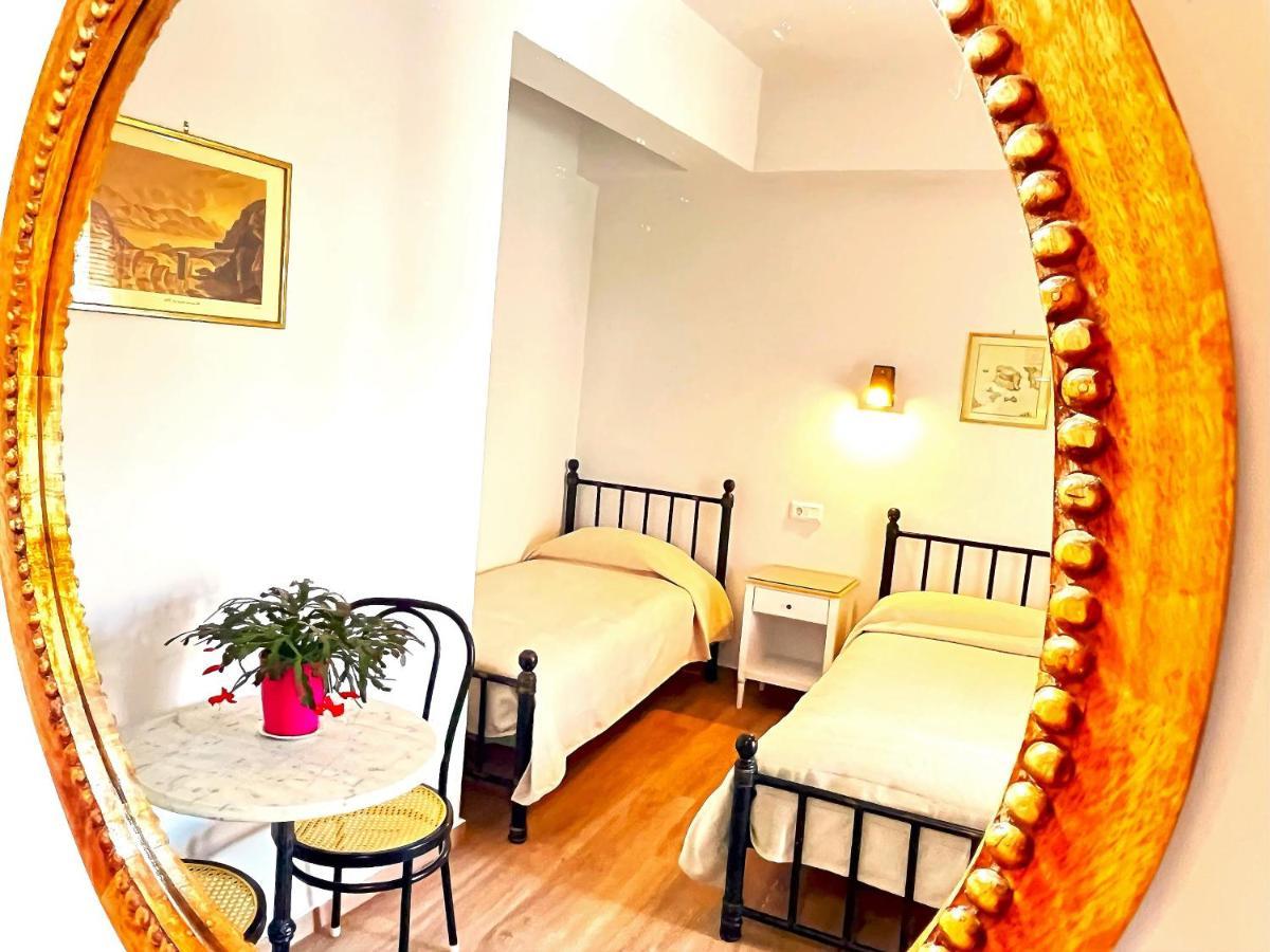 Pefkakia Park 3* Ermoúpoli