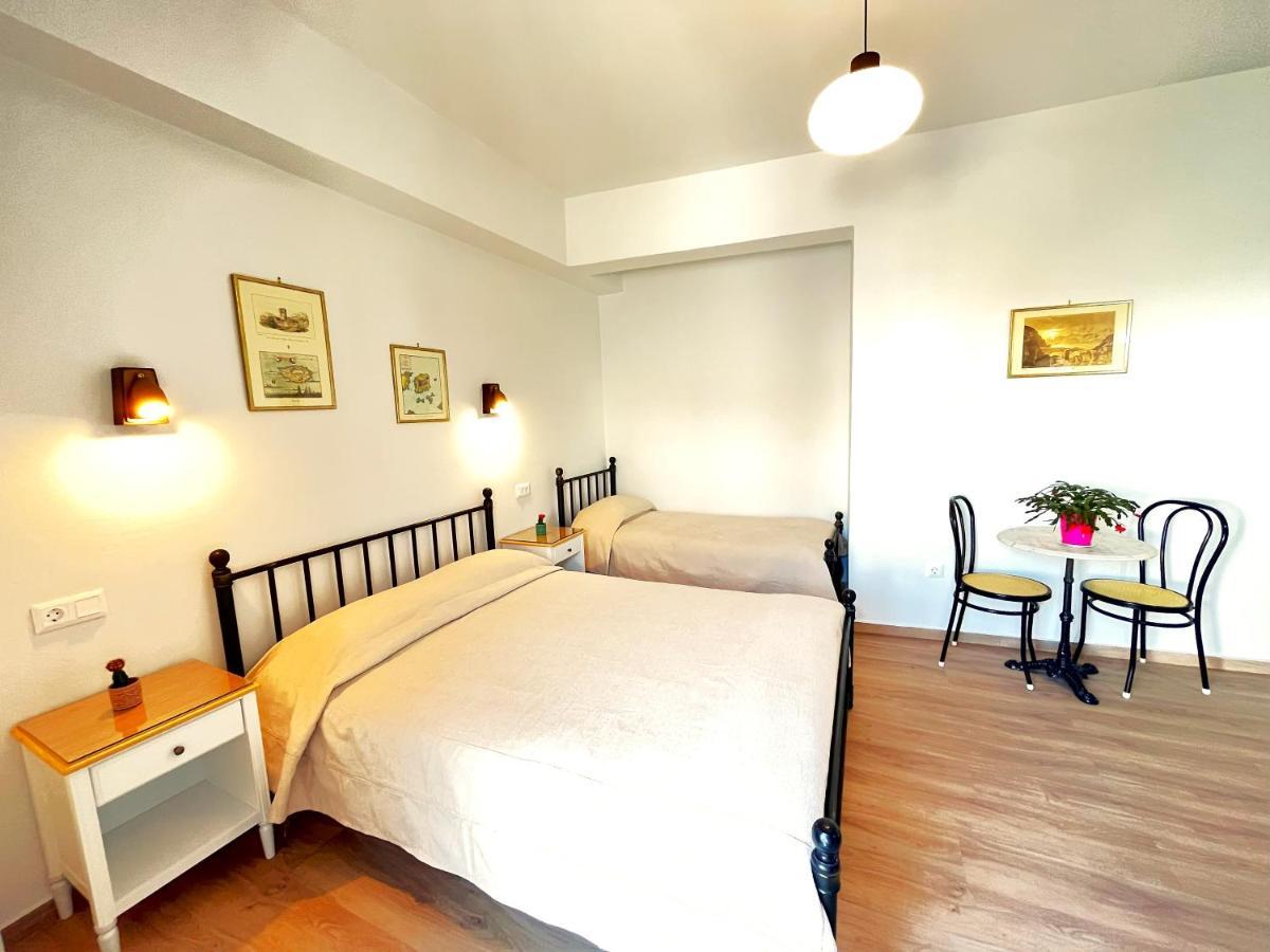 Guest house Pefkakia Park