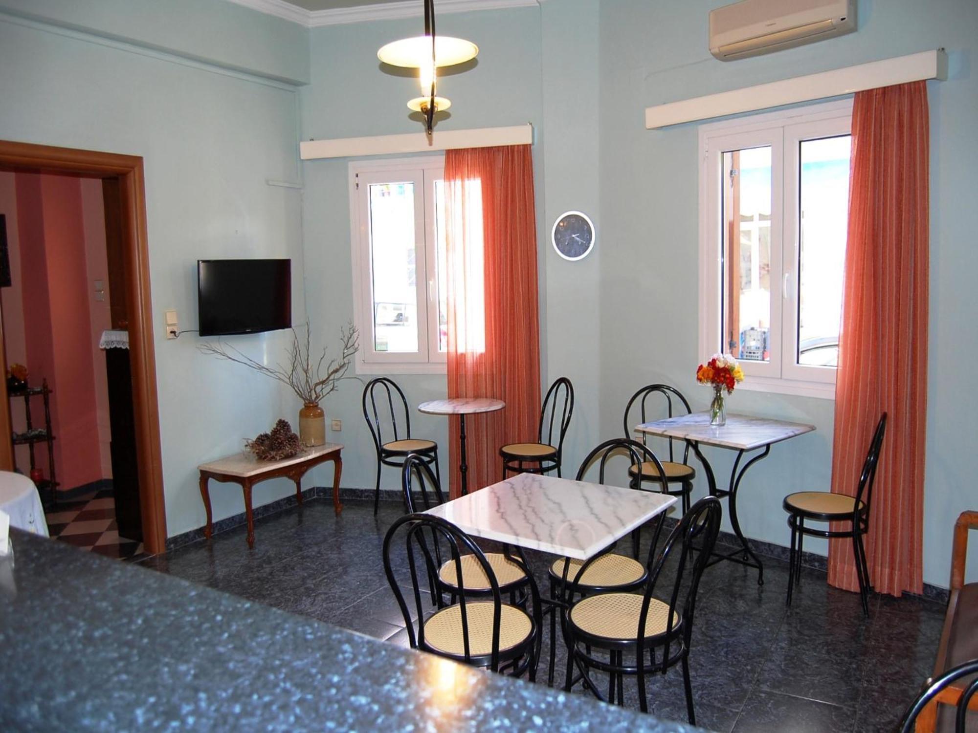 Pefkakia Park 3* Ermoupoli